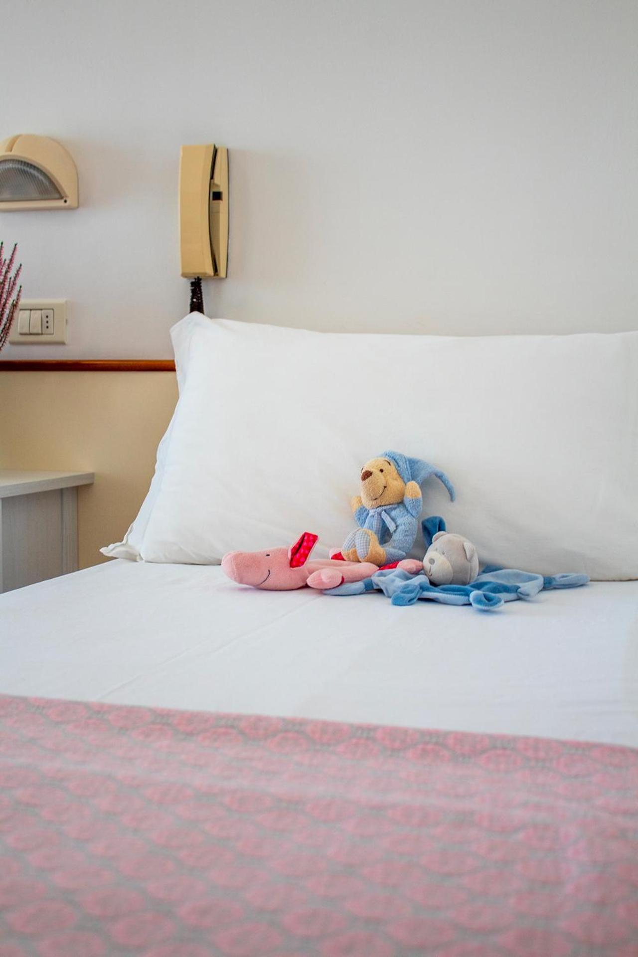 Mon Hotel Misano Adriatico Kültér fotó
